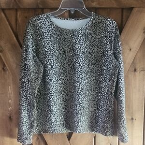 Kim Rogers Black and White Animal Print Long Sleeve Top